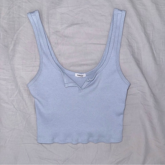 Garage Notch Front Tank - Picture 2 of 2